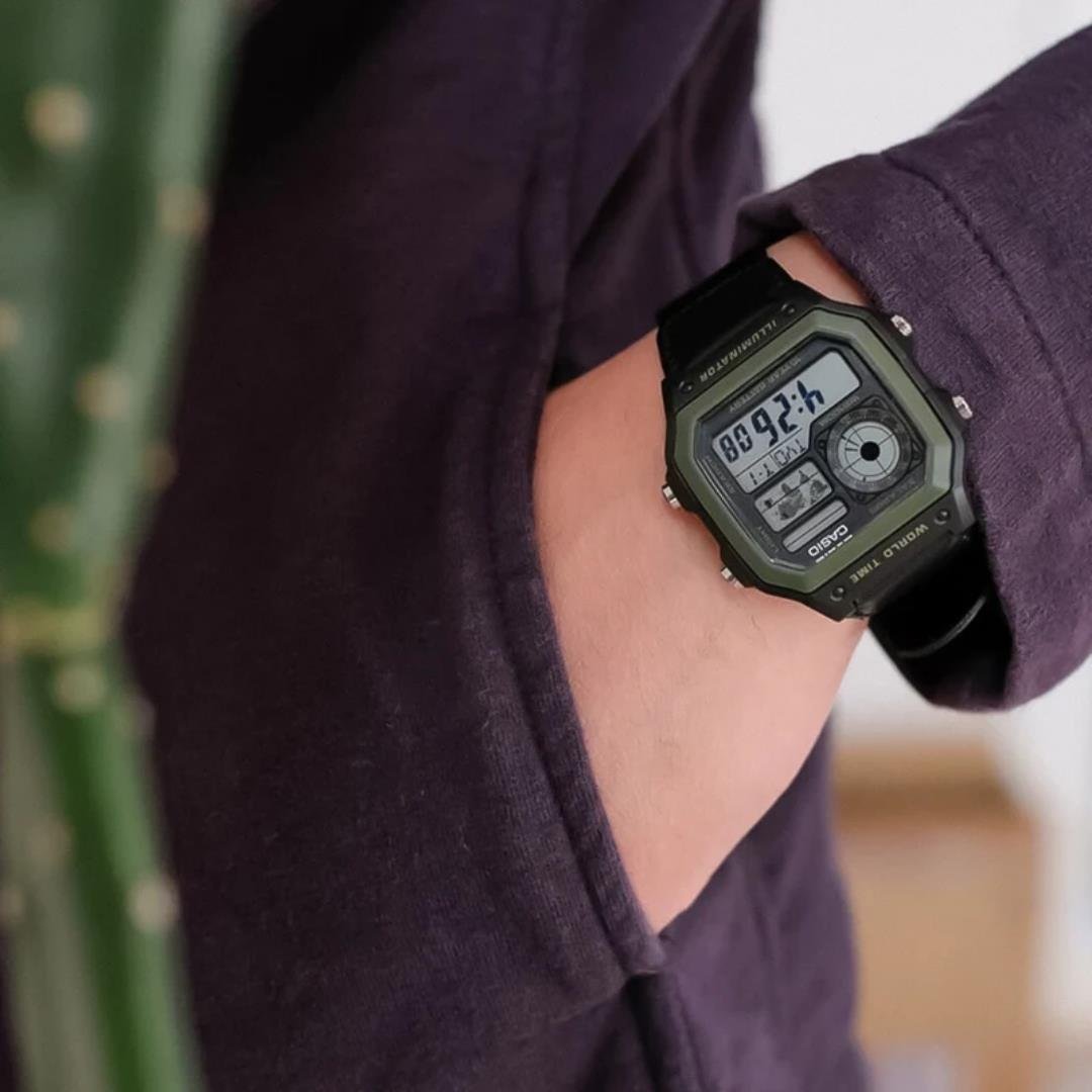 Casio Ae-1200whb-1bvdf Erkek Dijital Kare Kol Saati