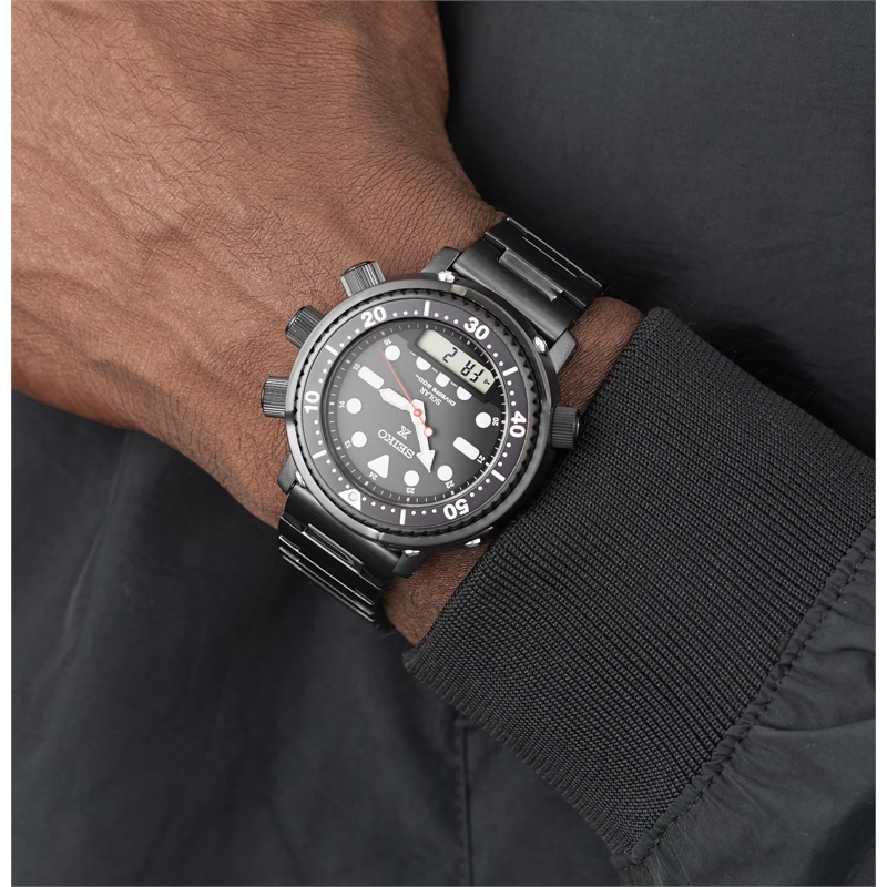 snj037p_5.jpg