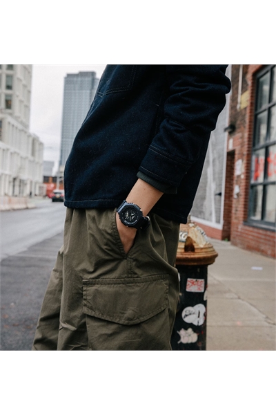 ga-2100bce-1a_model03.jpg