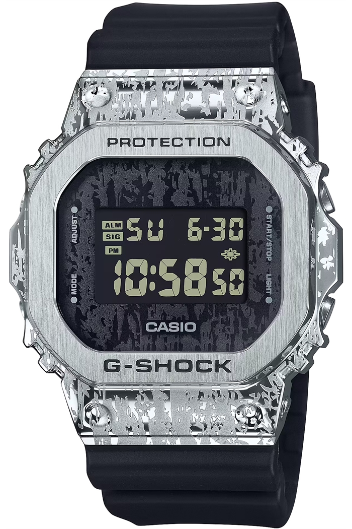 Casio Gm-5600Gc-1Dr Erkek Kol Saati