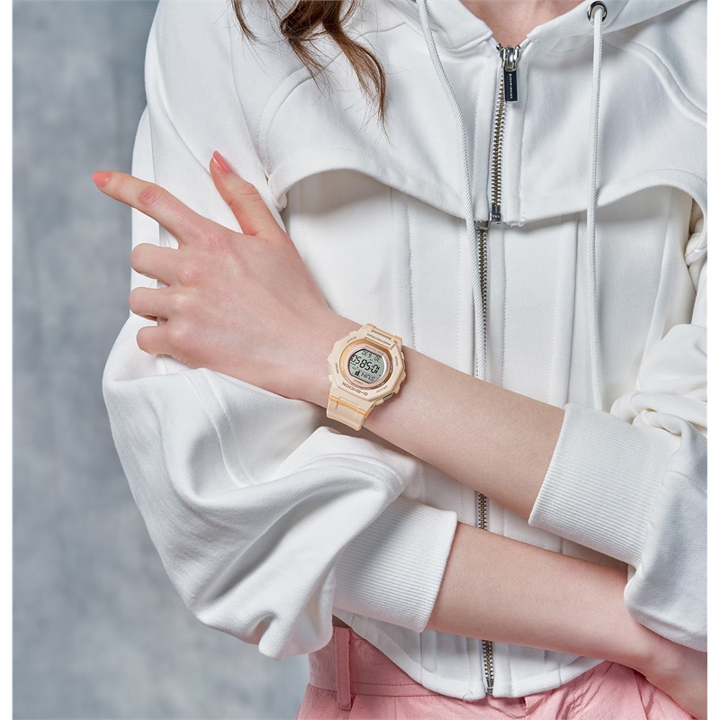 gmd-b300-4_wrist.jpg