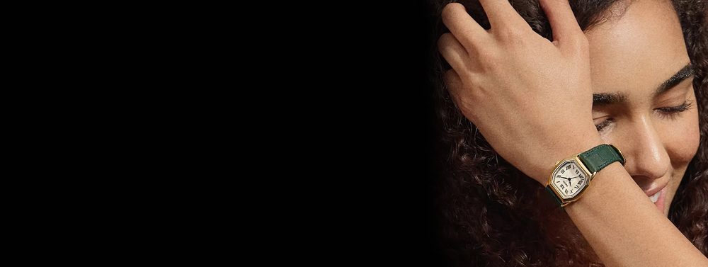 Bir kadın saat modeli kişisel zevkinizi ve tarzınızı yansıtır. 